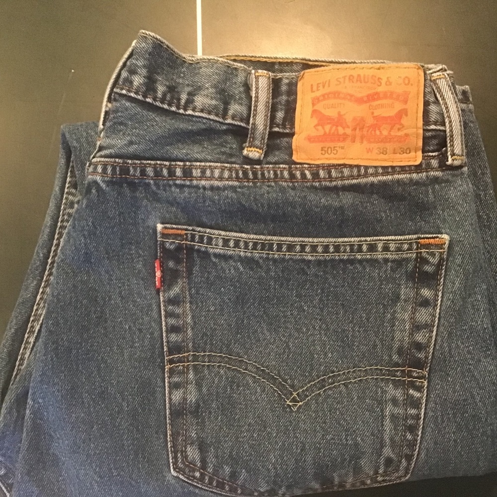 Men’s Levi’s jeans